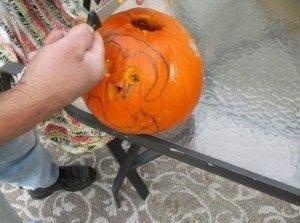 pumpkin carving 002