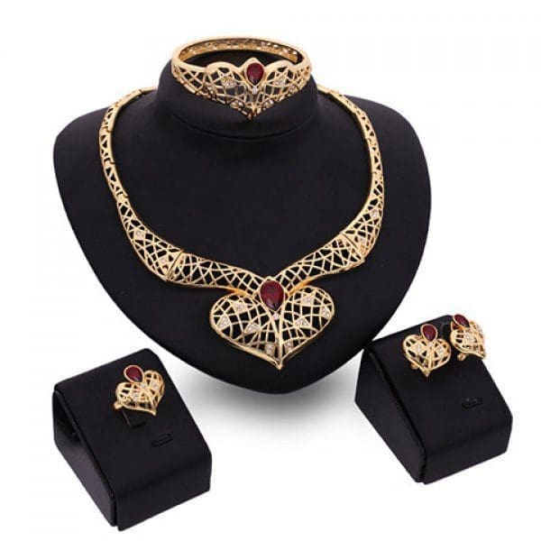 Valentine day outfits jewelry