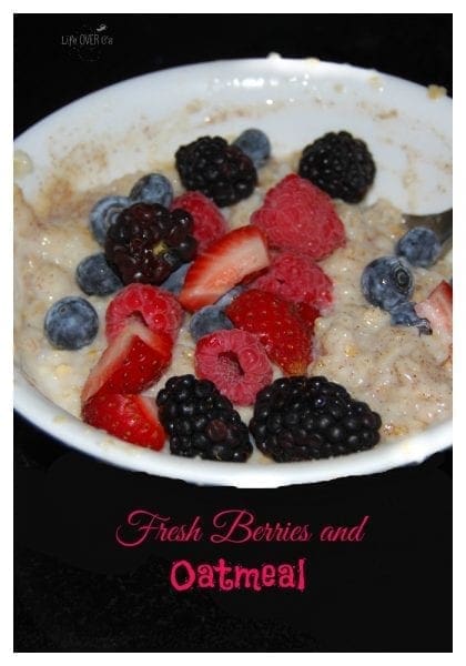 fresh-berries-and-oatmeal-pin