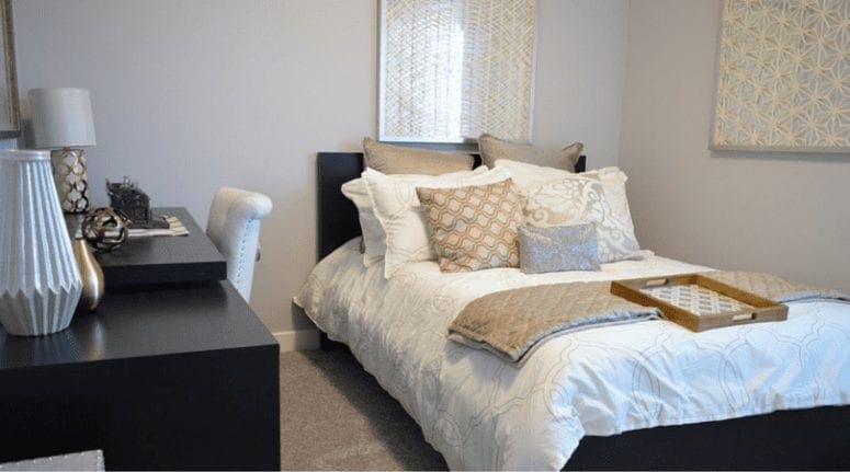 minimalist bedroom 