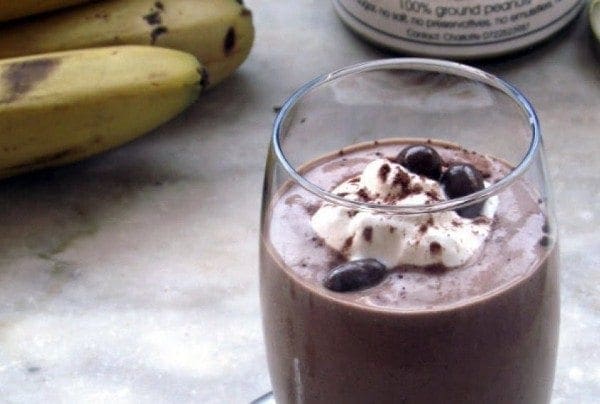 chocolate chia smoothie