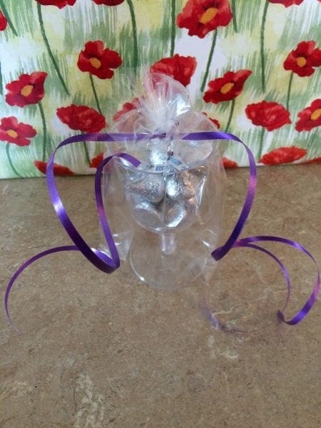 tie with ribbon