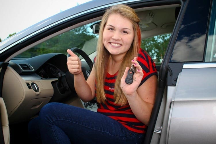 Driving Habits That Will Keep Your Teen Safe