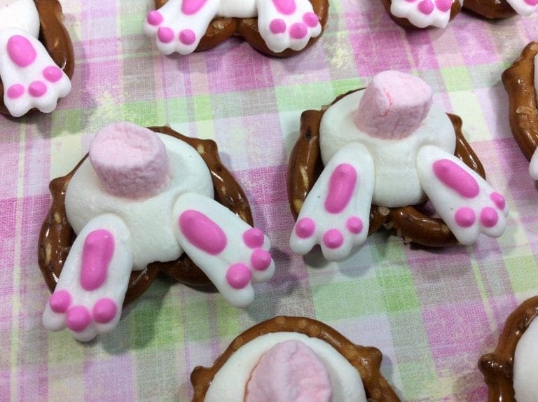 Hoppin’ In Just in Time For Easter: Bunny Butt Pretzels