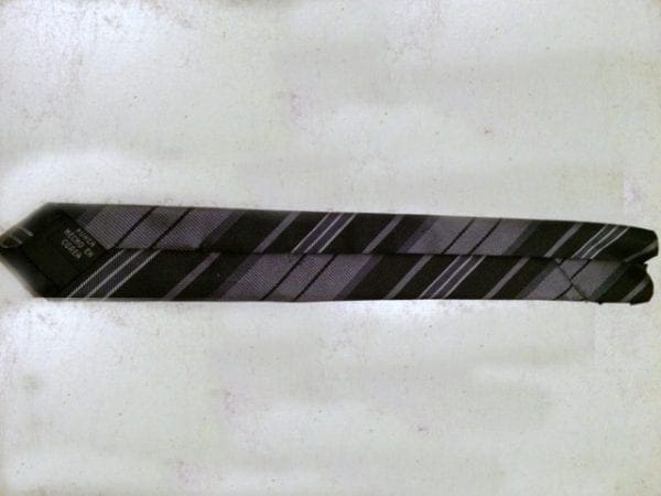 How to make a cuff bracelet from a tie