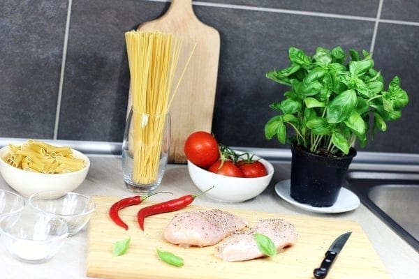 Easy Ways To Eat Well On A Budget from North Carolina Lifestyle Blogger Adventures of Frugal Mom