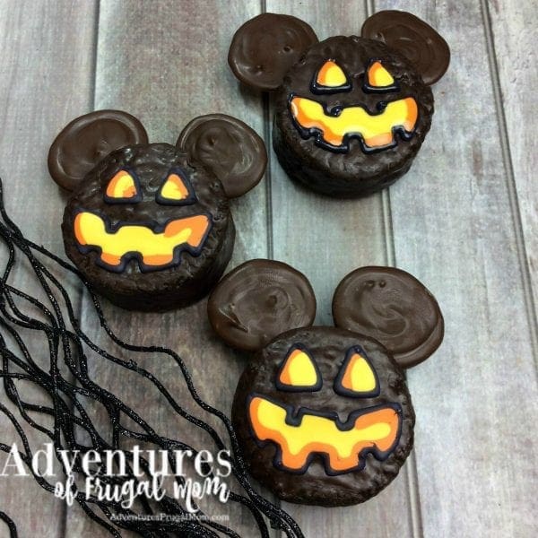 Yummy Halloween Ding Dong Recipe by North Carolina foodie blogger Adventures of Frugal Mom