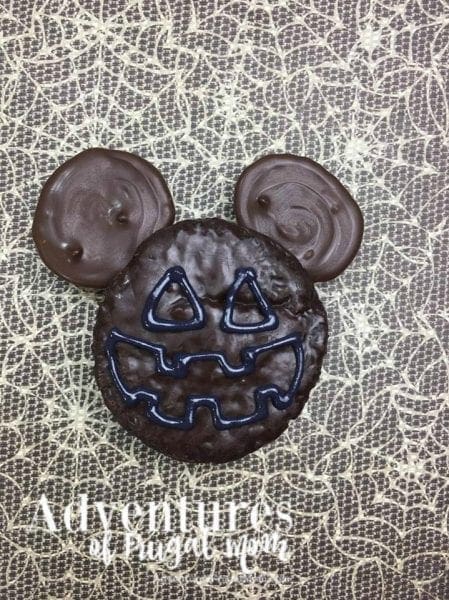 Yummy Halloween Ding Dong Recipe by North Carolina foodie blogger Adventures of Frugal Mom