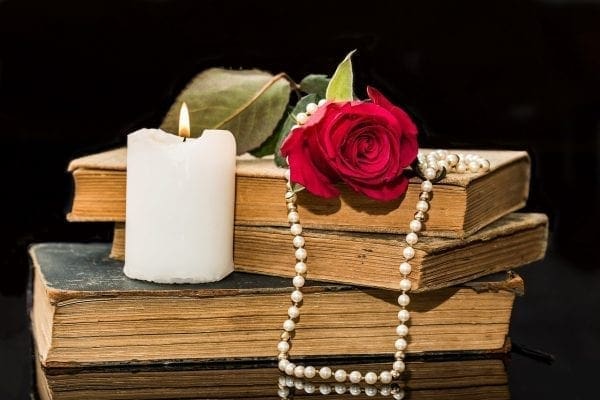 7 Candle Safety Tips Every Member Of Your House Must Know from North Carolina Lifestyle Blogger Adventures of Frugal Mom