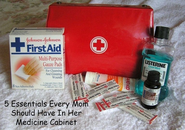 5 Essentials Every Mom Should Have In Her Medicine Cabinet