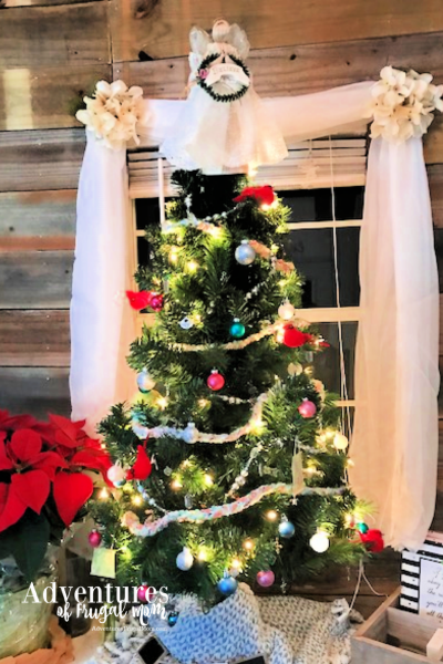Decorating The Blog Cabin Tree from North Carolina Lifestyle Blogger Adventures of Frugal Mom