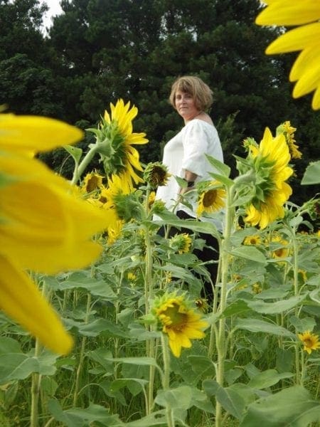Do You Really Show Your True Self on Social Media from North Carolina Lifestyle Blogger Adventures of Frugal Mom