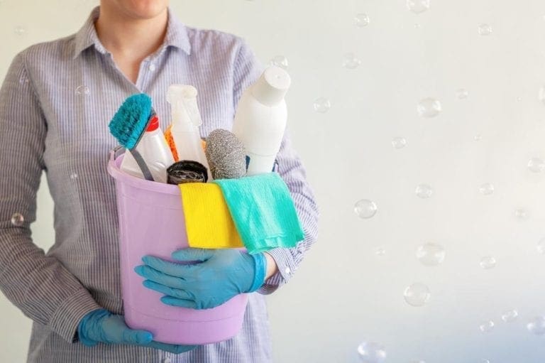 How to Clean Your Walls Inside the Home