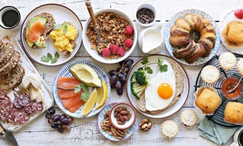 How To Host an Unforgettable Brunch Party