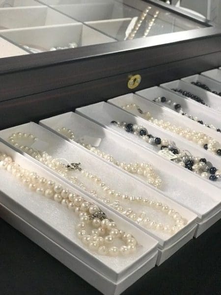 Tips To Consider Before Buying Wholesale Jewelry For Your Store