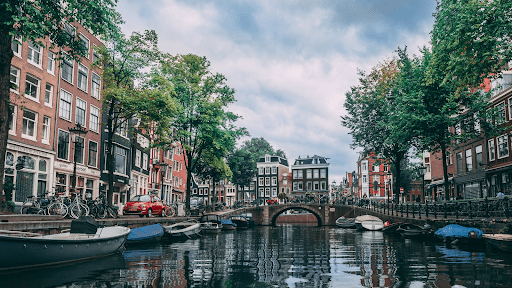 How to Spend a Long Layover in Amsterdam