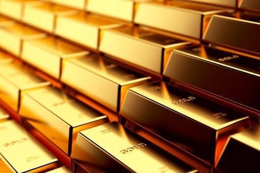 Should You Invest in Gold IRA with Red Rock Secured