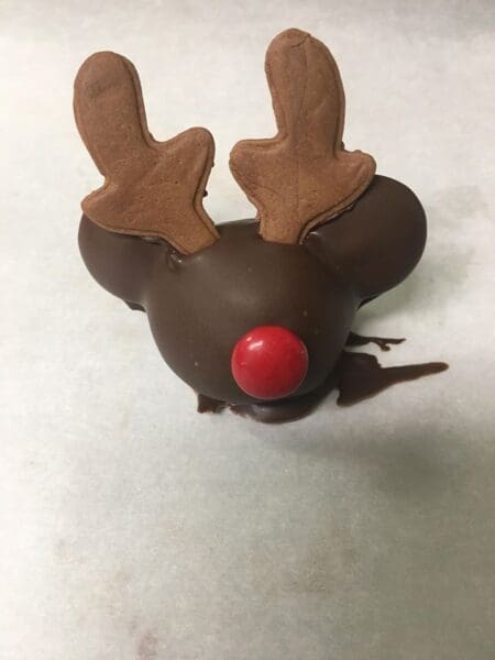 Get Into the Mickey Mouse Day Spirit With These Mickey Reindeer Cake Pops