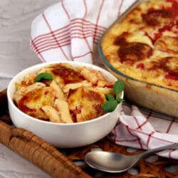 Mac & Cheese Pepperoni Pizza Skillet