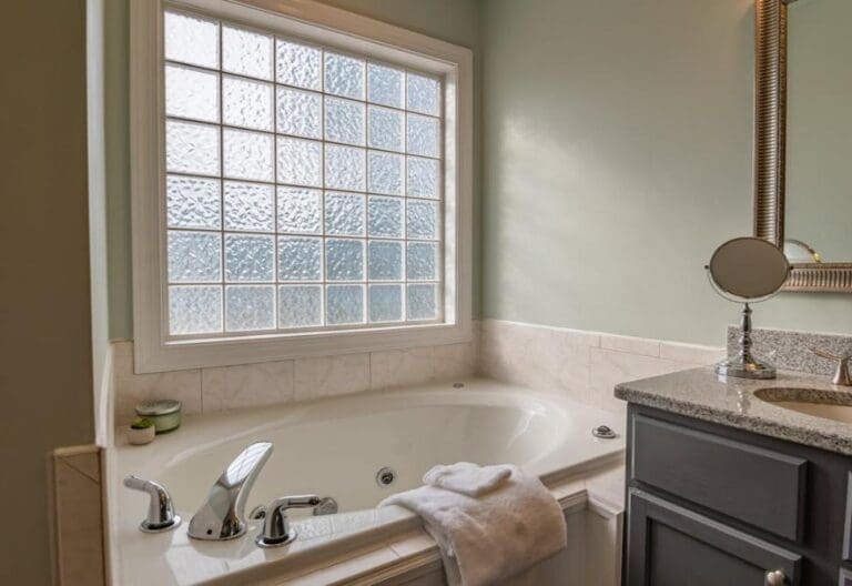 Seven Tips to Make Your Bathroom Look New