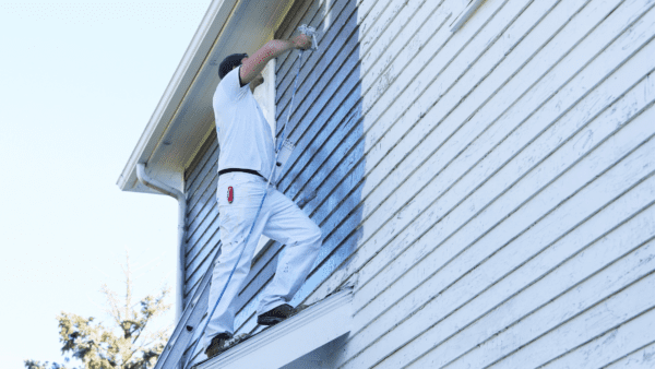 How to Choose the Right Colors for Your Home's Exterior Paint Job