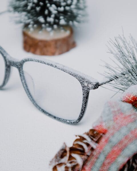 The Ultimate Guide to Blue Light Glasses