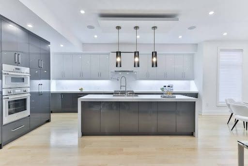 Revamp Your Space: Elegant Kitchen Decor Ideas for a Modern Home