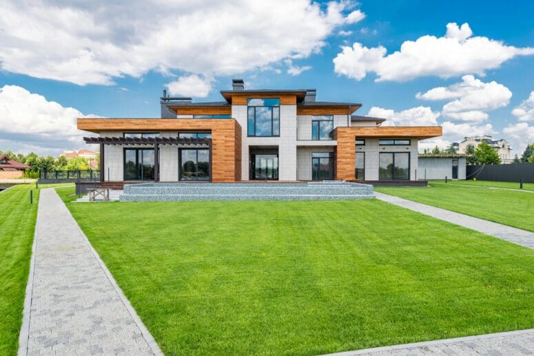 10 Ways to Instantly Boost Your Home’s Curb Appeal