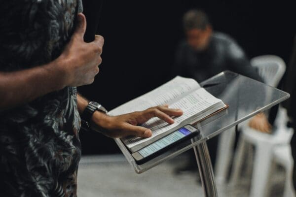 Maximizing Technology Tools for Streamlining Curriculum Access in Churches