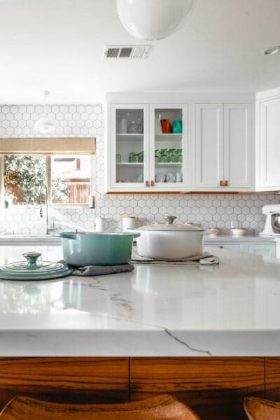 Design Versatility of Marble Tiles: From Bathrooms to Backsplashes