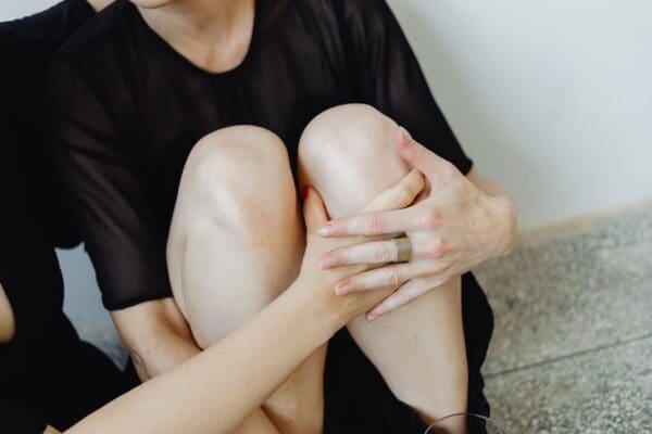 Physiotherapy for Knee Pain: Essential Tips for Moms