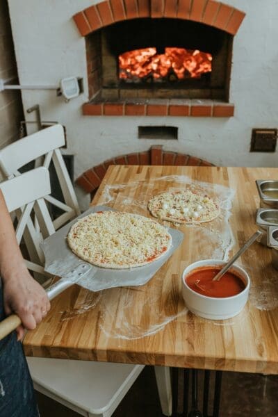 The Benefits of Owning an Outdoor Pizza Oven Kit