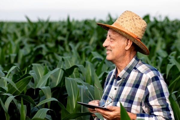 Digital Green Thumb: Enhancing Agriculture Through Advanced Software