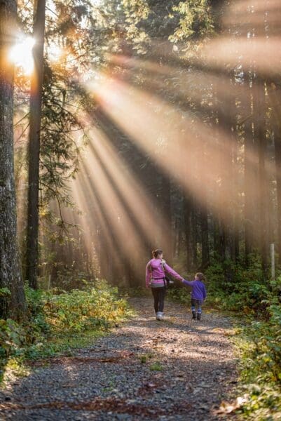 5 Ways to Reconnect Kids with Mother Nature