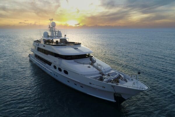 From Nassau to Exuma: Exploring the Best of the Bahamas by Yacht
