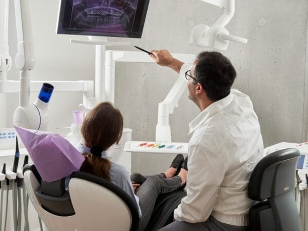 5 Important Indications That it is Time to Visit a Dentist