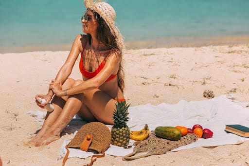 Eight Tips to Protect Yourself from Intense Heat This Summer