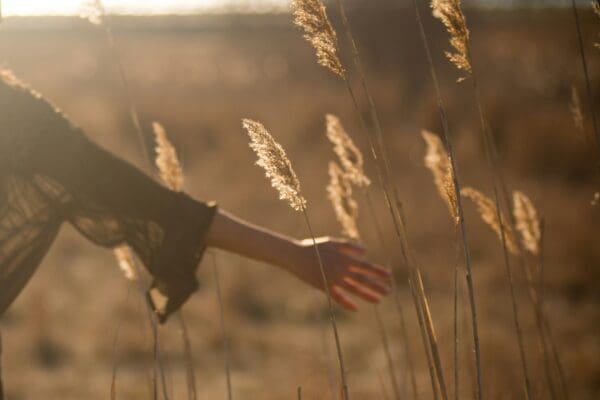 5 Ways To Feel More Feminine Every Day