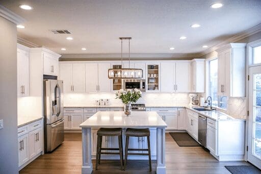 Want to Redecorate Without Overspending? Here’s How