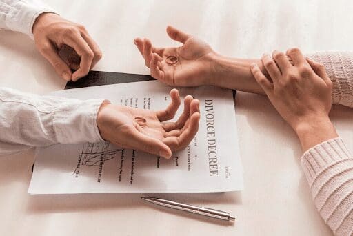 6 Expert Tips to Make Divorce a Little Easier