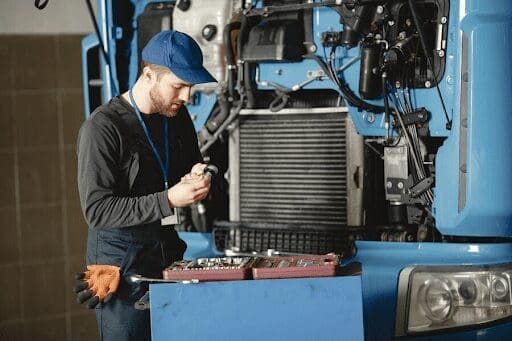 How to Fix Your Vehicle Easily Before Taking a Major Trip