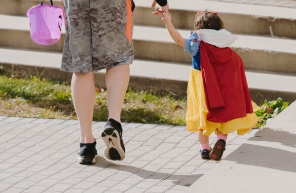 Teaching Your Child Pedestrian Safety Before Halloween