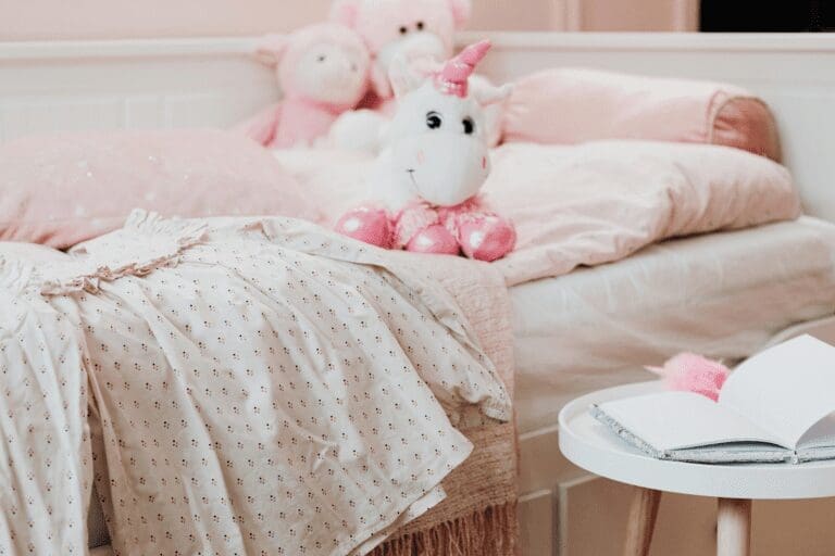 Top Tips For Decorating Your Tween's Bedroom