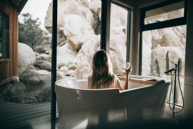 Installing a Whirlpool Bath