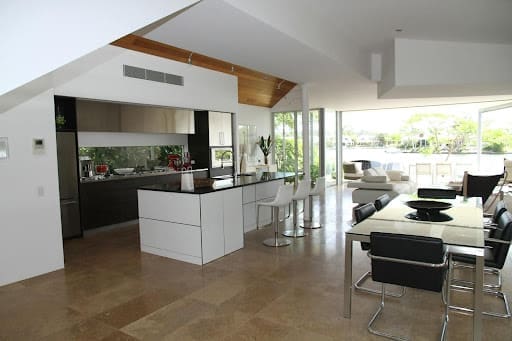 New Year, New Home: A Guide to Transforming an Outdated Abode