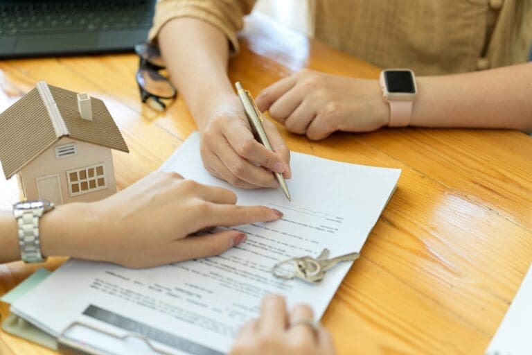 Essential Tips to Help You Choose the Right Home Loan
