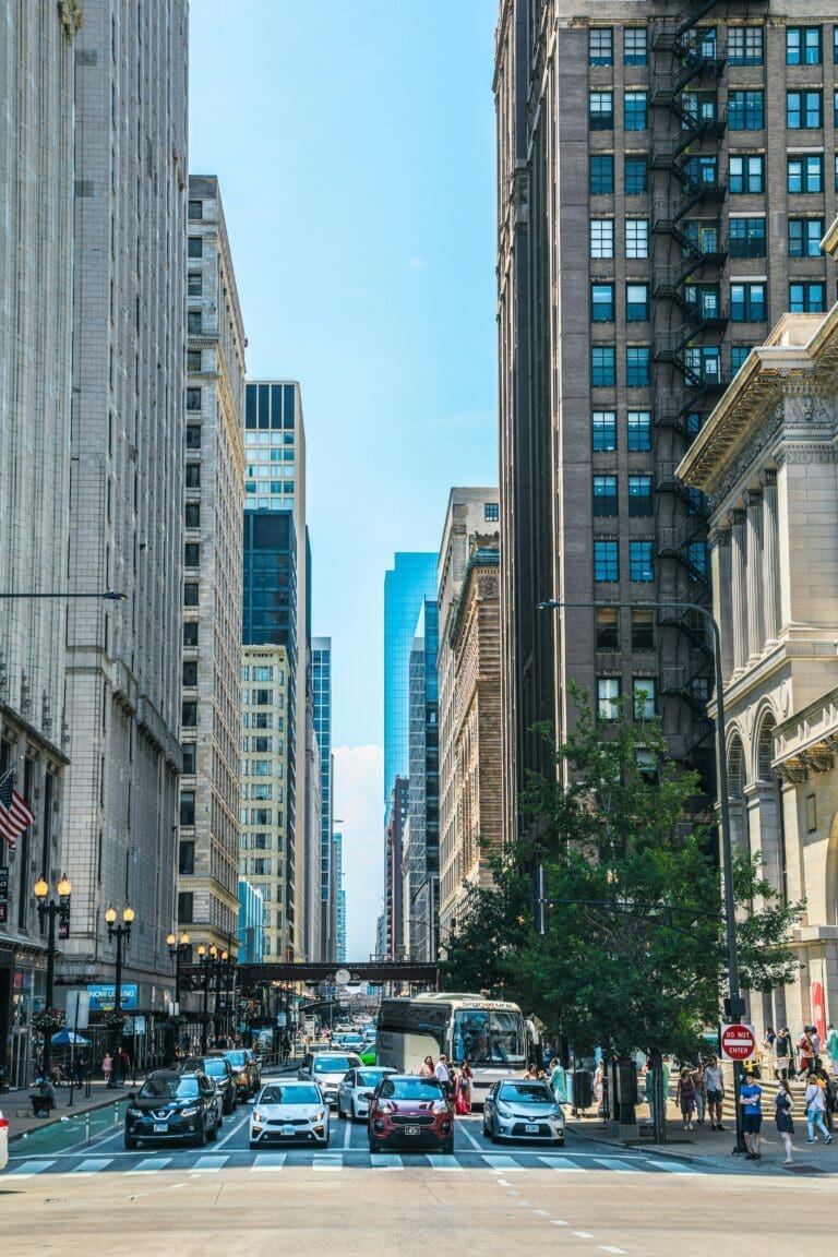 10 Tips on How to Navigate Chicago’s Traffic