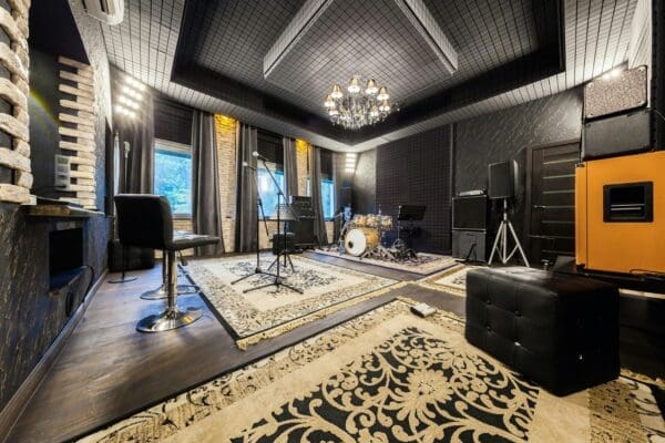 Which Acoustic Curtains Are Best Suited for Recording Studios