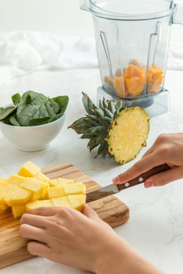 How Does a Cold Press Juicer Work