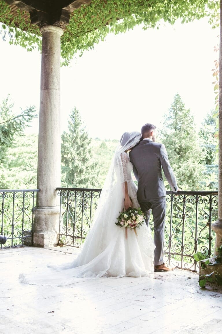 How to Plan the Wedding of Your Dreams in 2025 Without Emptying Your Wallet